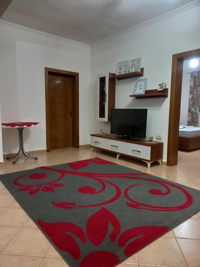 Kamez Villa Cerpja מראה חיצוני תמונה