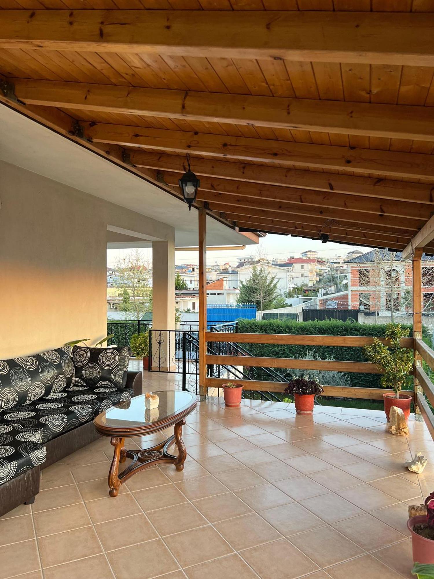 Kamez Villa Cerpja מראה חיצוני תמונה