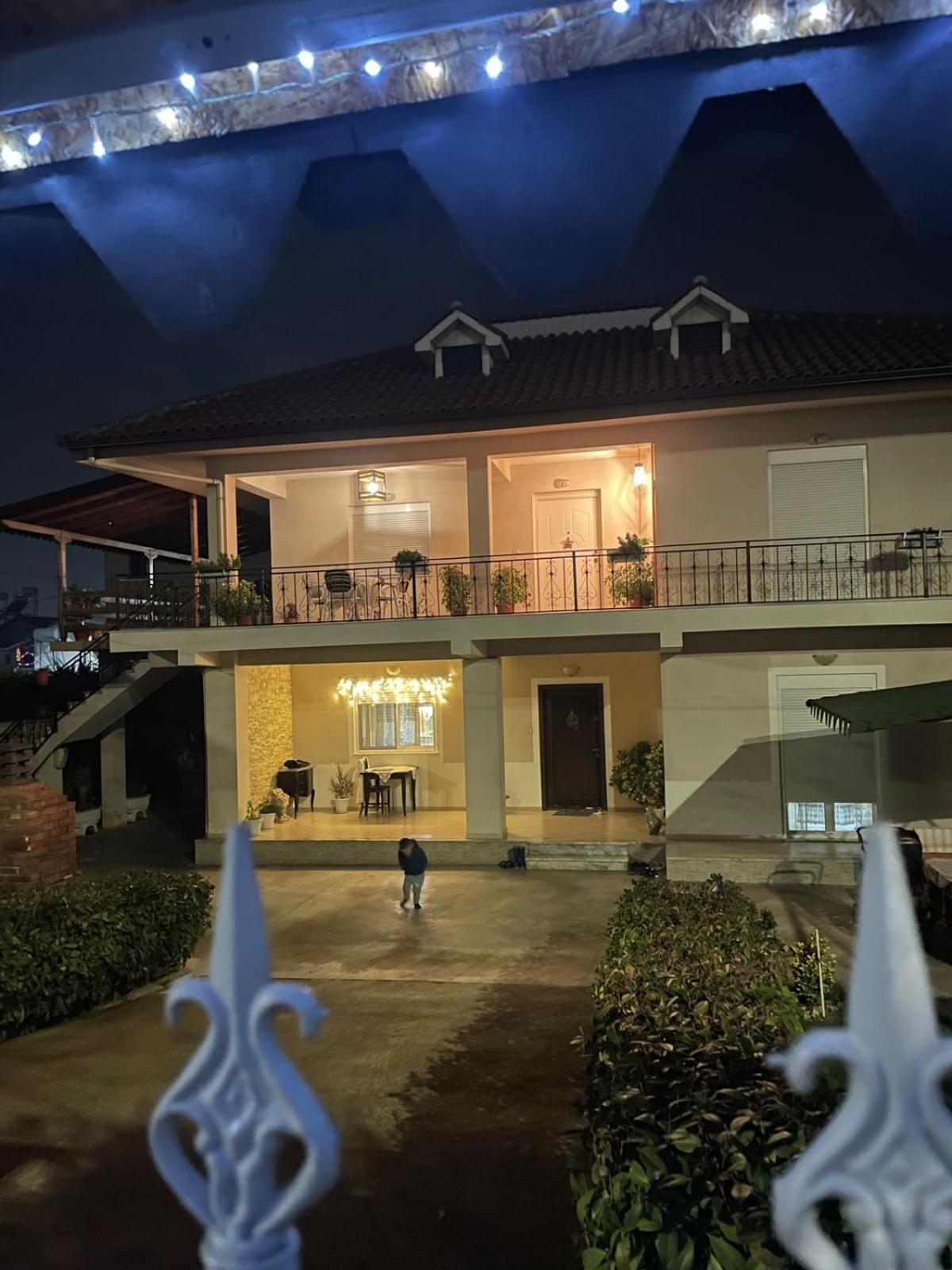 Kamez Villa Cerpja מראה חיצוני תמונה